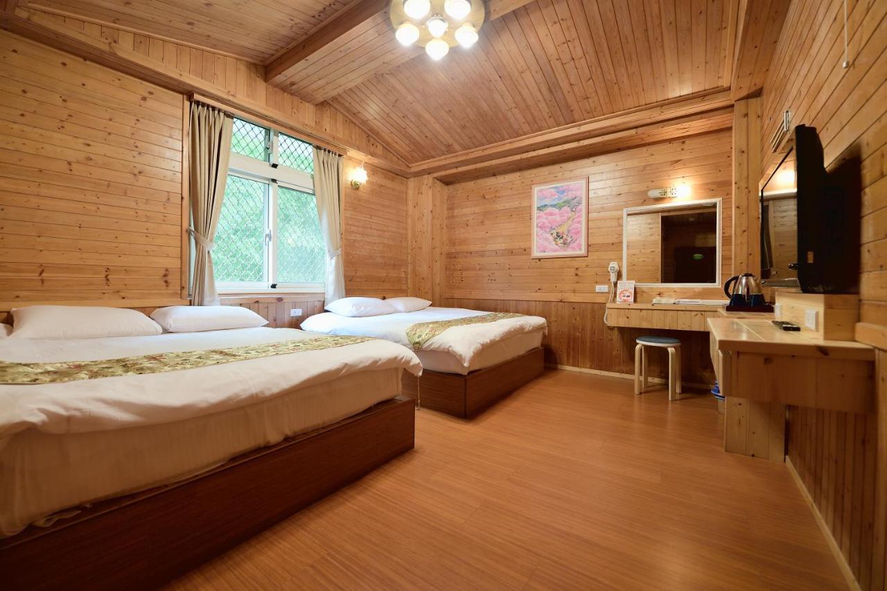 溪頭桂竹山莊民宿 Lugu Extérieur photo